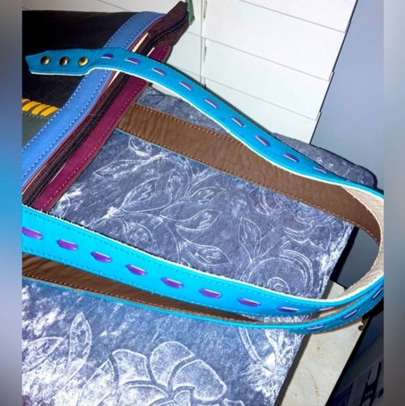 Upcycled Gucci Bag - Picture 8 of 14